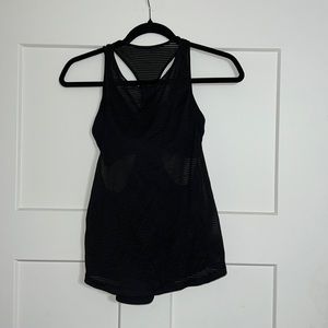 lululemon workout top size small